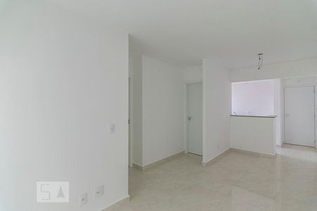 Sala de apartamento para alugar com 2 quartos, 62m² em Vila Alto de Santo Andre, Santo André