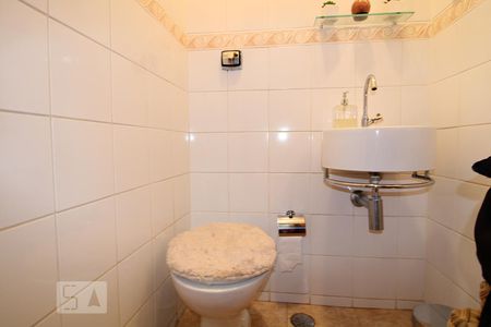 Lavabo de casa à venda com 4 quartos, 210m² em Jardim Prainha, São Paulo