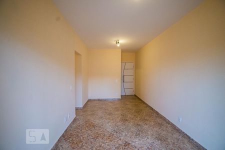 Sala de apartamento para alugar com 3 quartos, 67m² em Vila Itapura, Campinas