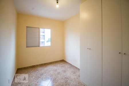 Suíte de apartamento para alugar com 3 quartos, 67m² em Vila Itapura, Campinas