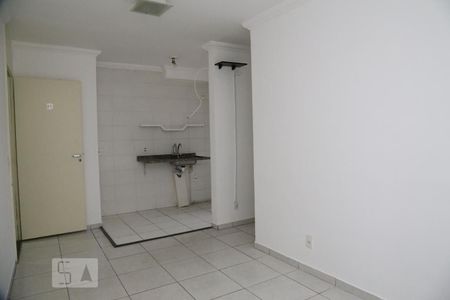 Sala de apartamento para alugar com 2 quartos, 47m² em Vila Pirajussara, São Paulo