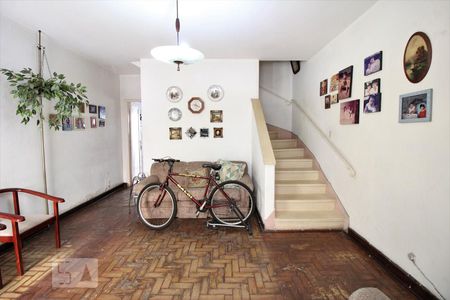 Sala de casa à venda com 3 quartos, 130m² em Vila Pompéia, São Paulo