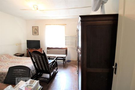 Quarto 1  de casa para alugar com 3 quartos, 130m² em Vila Pompéia, São Paulo