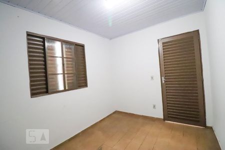 Quarto 1 de casa para alugar com 2 quartos, 49m² em Setor Sul, Goiânia