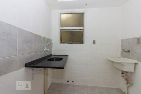 Cozinha e Área de Serviço de apartamento à venda com 2 quartos, 46m² em Alto Petrópolis, Porto Alegre