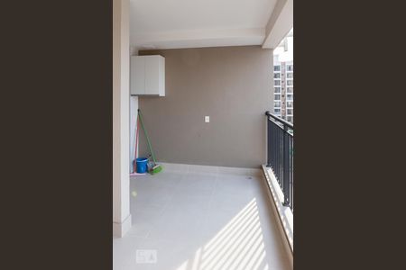 Sacada de apartamento à venda com 2 quartos, 64m² em Água Branca, São Paulo