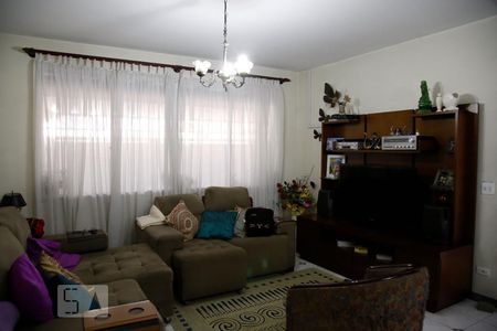 Sala de casa à venda com 6 quartos, 180m² em Vila Santa Clara, São Paulo