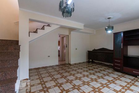 Sala de casa para alugar com 3 quartos, 180m² em Jardim Itapemirim, São Paulo