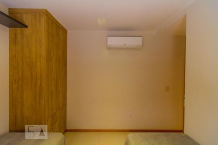 Quarto 2 de apartamento para alugar com 2 quartos, 140m² em Agronômica, Florianópolis