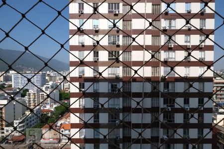 Sala Vista de apartamento para alugar com 3 quartos, 84m² em Tijuca, Rio de Janeiro