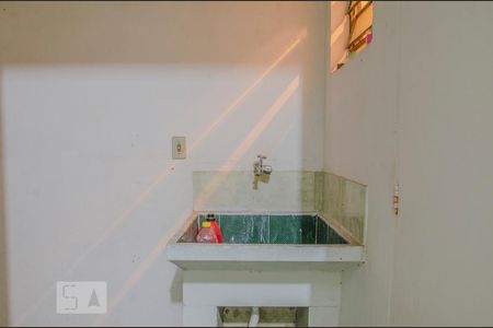 Área de serviço de casa para alugar com 1 quarto, 25m² em Vila Herminia, São Paulo