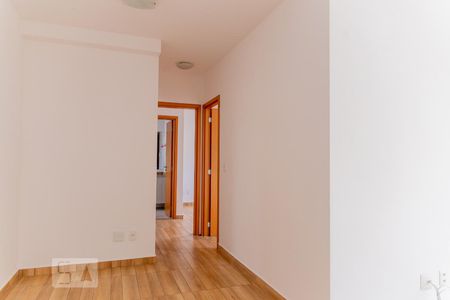 Sala de apartamento para alugar com 2 quartos, 67m² em Vila Gilda, Santo André