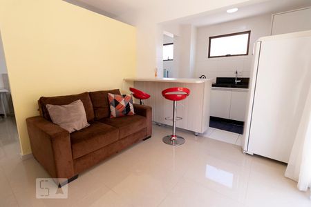 Sala de apartamento para alugar com 1 quarto, 35m² em Pantanal, Florianópolis