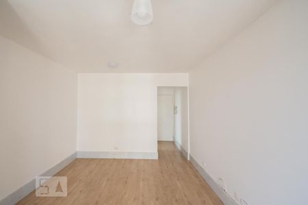 sala de apartamento à venda com 2 quartos, 64m² em Vila Isa, São Paulo