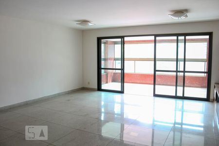 Apartamento à venda com 300m², 4 quartos e 3 vagasSala