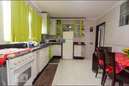 Casa à venda com 293m², 6 quartos e 2 vagas Casa à venda com 293m², 6 quartos e 2 vagasCozinha 1