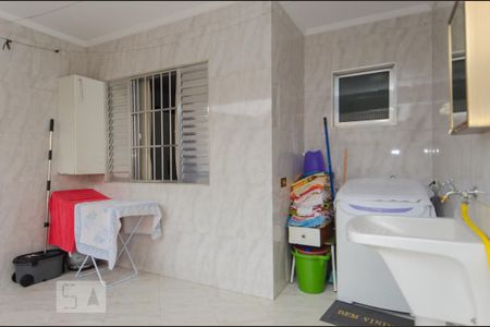 Casa à venda com 293m², 6 quartos e 2 vagas Casa à venda com 293m², 6 quartos e 2 vagasÁrea de Serviço 1