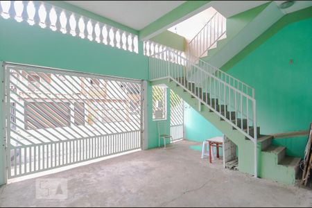 Casa à venda com 293m², 6 quartos e 2 vagas Casa à venda com 293m², 6 quartos e 2 vagasGaragem 1