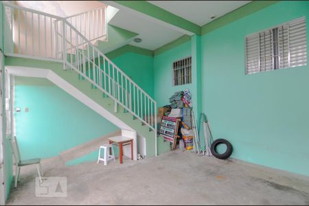 Casa à venda com 293m², 6 quartos e 2 vagas Casa à venda com 293m², 6 quartos e 2 vagasGaragem 1