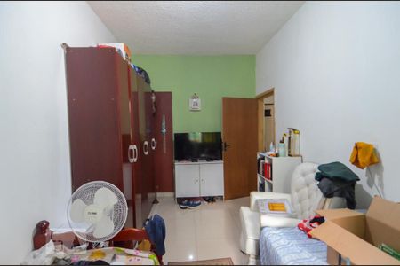 Casa à venda com 293m², 6 quartos e 2 vagas Casa à venda com 293m², 6 quartos e 2 vagasQuarto 2