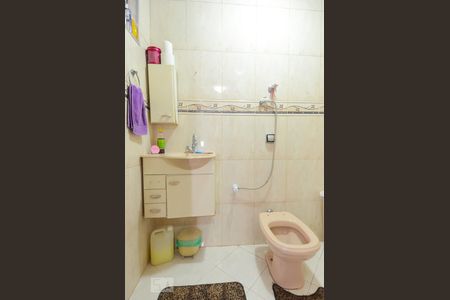 Casa à venda com 293m², 6 quartos e 2 vagas Casa à venda com 293m², 6 quartos e 2 vagasBanheiro da Suíte 2