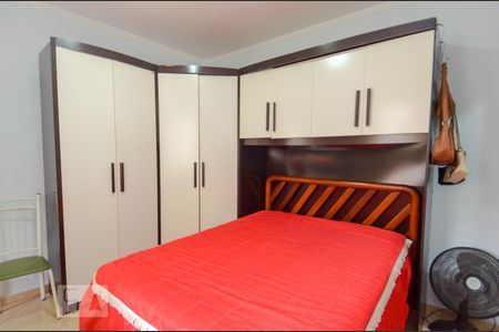 Casa à venda com 293m², 6 quartos e 2 vagas Casa à venda com 293m², 6 quartos e 2 vagasQuarto 3 - Suíte