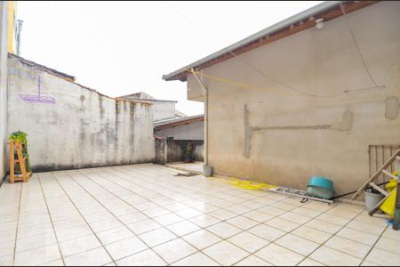 Casa à venda com 293m², 6 quartos e 2 vagas Casa à venda com 293m², 6 quartos e 2 vagasQuintal