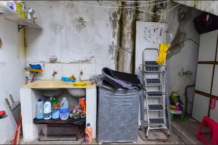 Casa à venda com 293m², 6 quartos e 2 vagas Casa à venda com 293m², 6 quartos e 2 vagasÁrea de Serviço 2