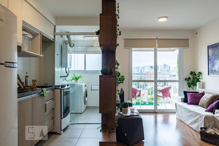 Sala de apartamento para alugar com 2 quartos, 54m² em Santo Amaro, São Paulo