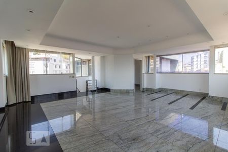 Sala 2 de apartamento para alugar com 4 quartos, 260m² em São Pedro, Belo Horizonte