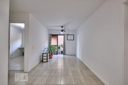 Sala de apartamento para alugar com 2 quartos, 73m² em São Cristóvão, Rio de Janeiro