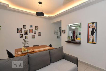 Sala de casa para alugar com 2 quartos, 110m² em Vila Anastácio, São Paulo