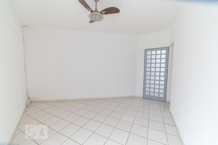 Sala 01 de casa à venda com 3 quartos, 230m² em Vila Paraíso, Campinas