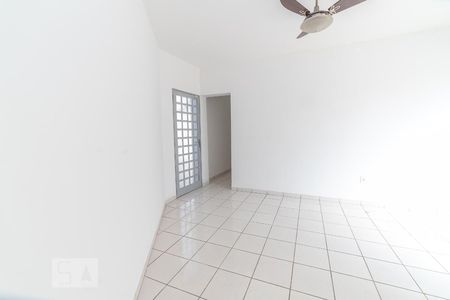 Sala 02 de casa à venda com 3 quartos, 230m² em Vila Paraíso, Campinas