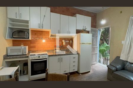 Sala/Cozinha de casa para alugar com 8 quartos, 320m² em Pinheiros, São Paulo