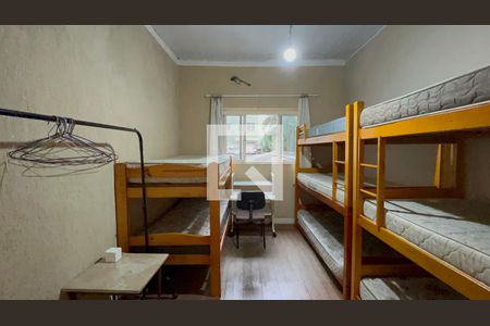 Quarto de casa para alugar com 8 quartos, 320m² em Pinheiros, São Paulo