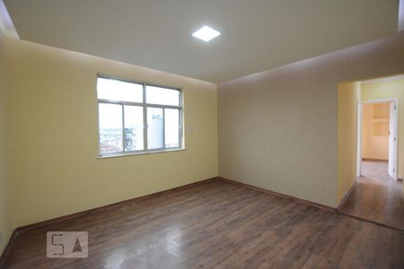 Sala de apartamento para alugar com 3 quartos, 90m² em Olaria, Rio de Janeiro