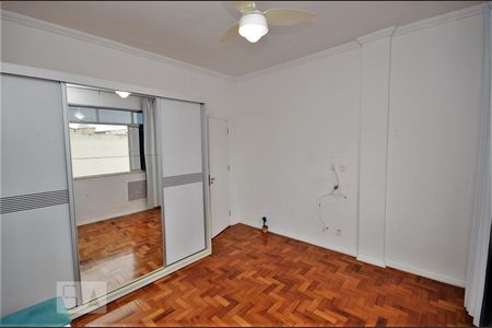 Quarto de apartamento à venda com 1 quarto, 46m² em Catete, Rio de Janeiro