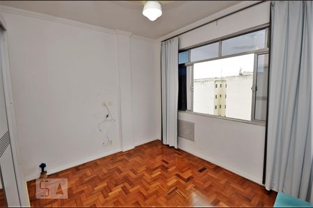 Quarto de apartamento à venda com 1 quarto, 46m² em Catete, Rio de Janeiro