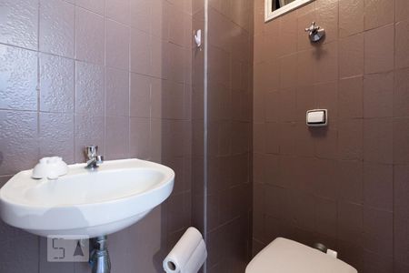 Lavabo de apartamento para alugar com 2 quartos, 83m² em Itaim Bibi, São Paulo