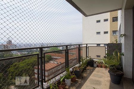 Apartamento para alugar com 280m², 4 quartos e 4 vagas Apartamento para alugar com 280m², 4 quartos e 4 vagasVaranda da Sala