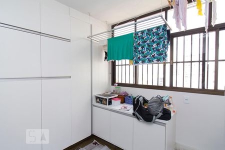 Apartamento para alugar com 280m², 4 quartos e 4 vagas Apartamento para alugar com 280m², 4 quartos e 4 vagasÁrea de Serviço