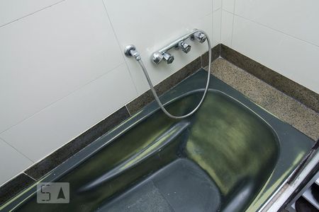 Apartamento para alugar com 280m², 4 quartos e 4 vagas Apartamento para alugar com 280m², 4 quartos e 4 vagasBanheiro Suíte 1