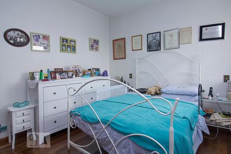 Apartamento para alugar com 280m², 4 quartos e 4 vagas