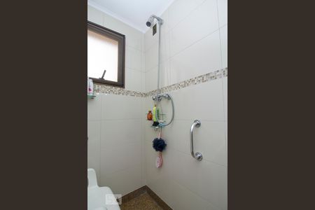 Apartamento para alugar com 280m², 4 quartos e 4 vagas Apartamento para alugar com 280m², 4 quartos e 4 vagasBanheiro Corredor