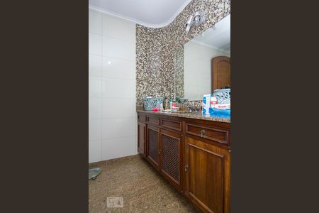 Apartamento para alugar com 280m², 4 quartos e 4 vagas Apartamento para alugar com 280m², 4 quartos e 4 vagasBanheiro Suite 2