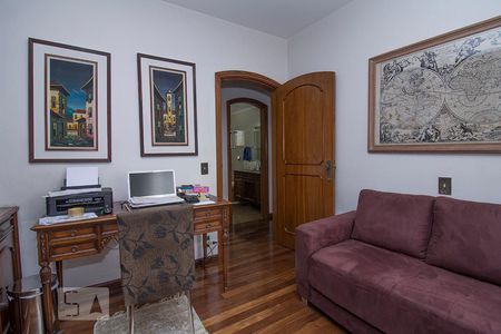 Apartamento para alugar com 280m², 4 quartos e 4 vagas Apartamento para alugar com 280m², 4 quartos e 4 vagasQuarto 4