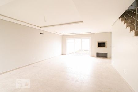 Sala de casa à venda com 4 quartos, 229m² em Marechal Rondon, Canoas