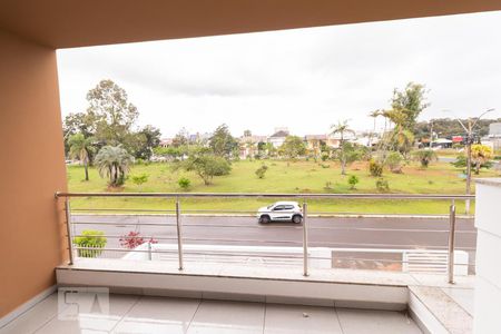 Sacada de casa à venda com 4 quartos, 229m² em Marechal Rondon, Canoas