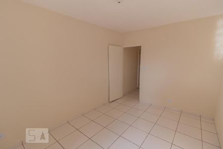 Dormitório de casa para alugar com 1 quarto, 80m² em Parque Peruche, São Paulo